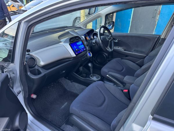 2012 Honda fit hybrid Automatic 381508708