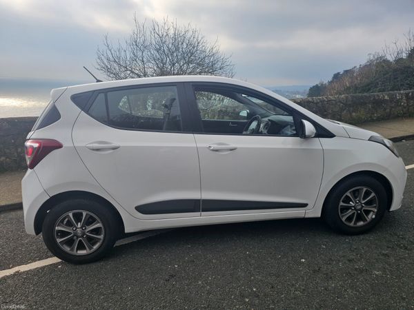 Hyundai i10 1.2l *LOW MILEAGE* 381516028