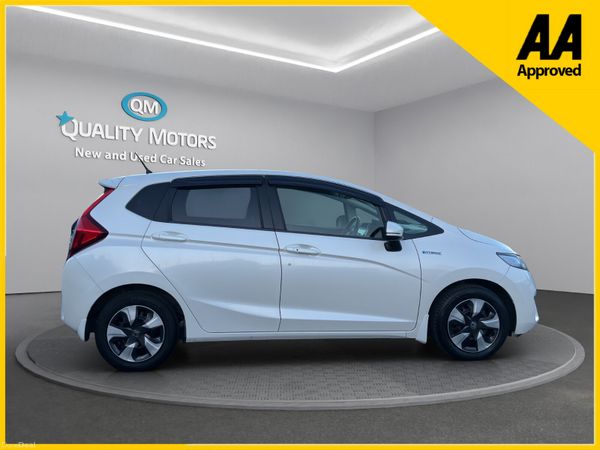 2016 Honda Fit Hybrid (S140) 381526726