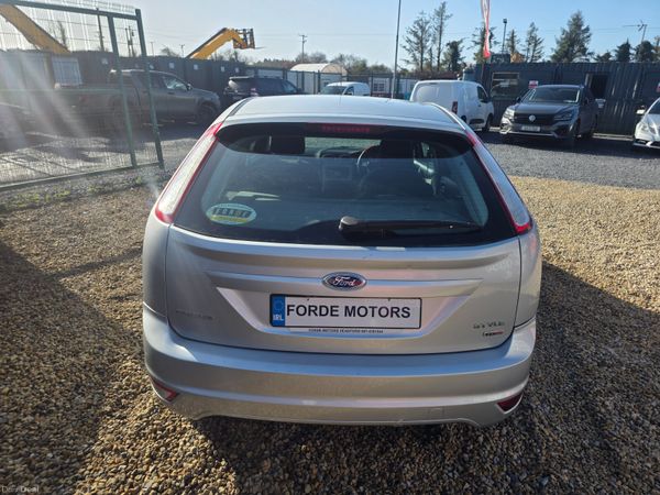 Ford Focus 2011 381530260