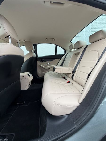 Mercedes Cclass Avantgarde 2.0D 381647564