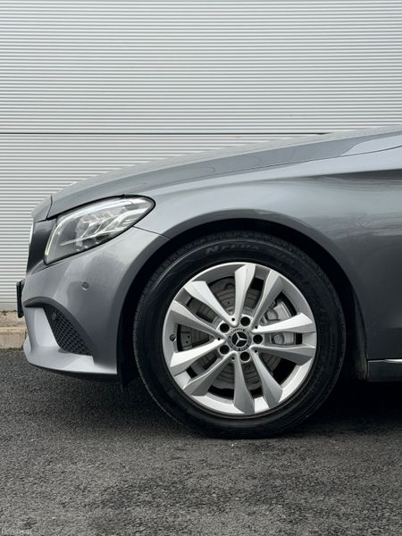 Mercedes Cclass Avantgarde 2.0D 381647580