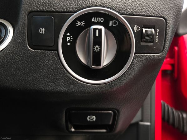 161 Mercedes CLA 200 AMG SPORT 2.1 Diesel 381685924