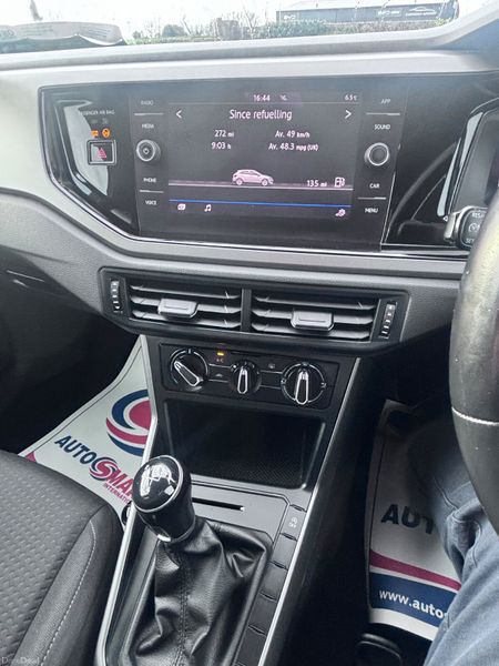 2019 Volkswagen Polo 1.6 L Diesel 381688542