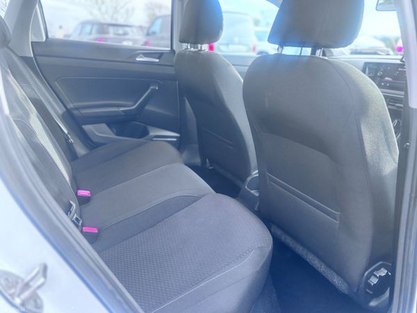 2019 Volkswagen Polo 1.6 L Diesel 381688544