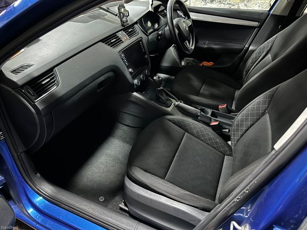 Skoda Octavia 2017 ACTIVE 1.6TDI 115HP New Engine 381689118