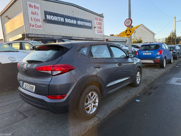 Hyundai Tucson 2016 tax and nct low miles 381699506