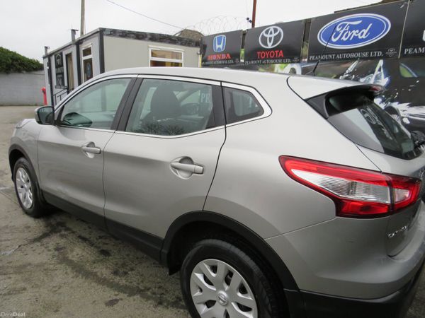 Nissan Qashqai 2015 DIESEL JEEP FRESH NCT 381613184