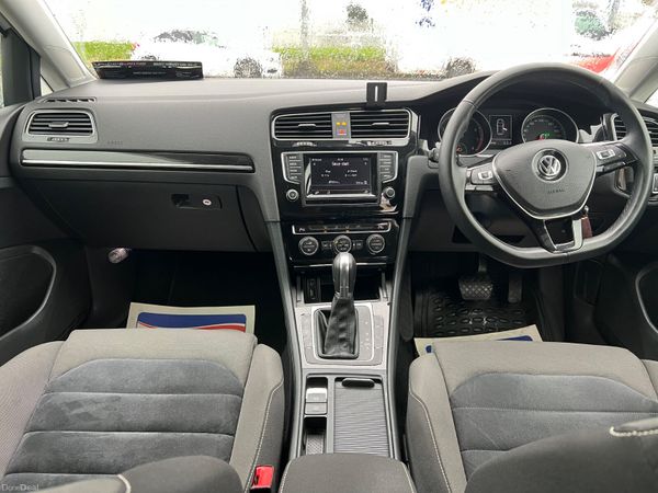 Volkswagen Golf 2013 NEW MODEL HIGHLINE 60K 381621204