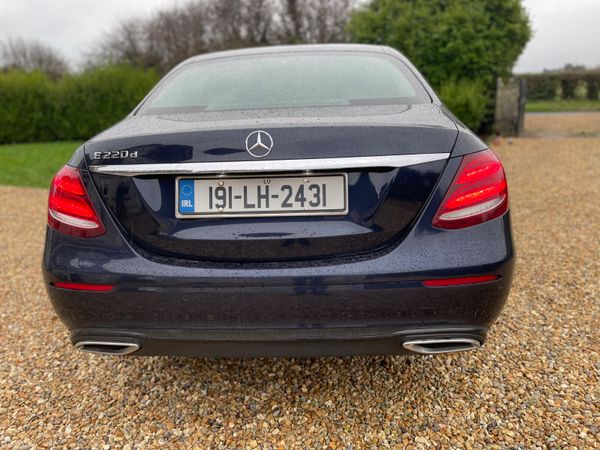 Mercedes-Benz E-Class 2019 381624844