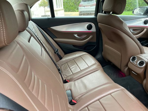 Mercedes-Benz E-Class 2019 381624854