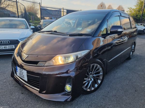 Toyota Estima 2012 381630306