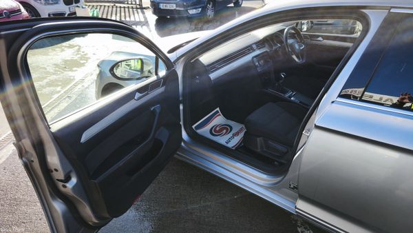 2022 Volkswagen Passat 1 Warranty AA Aprroved 381742264