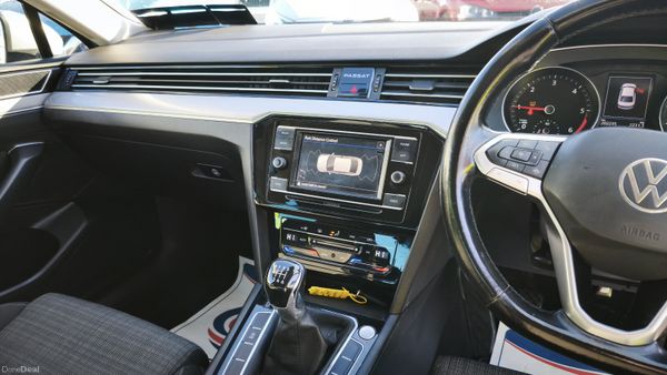 2022 Volkswagen Passat 1 Warranty AA Aprroved 381742266