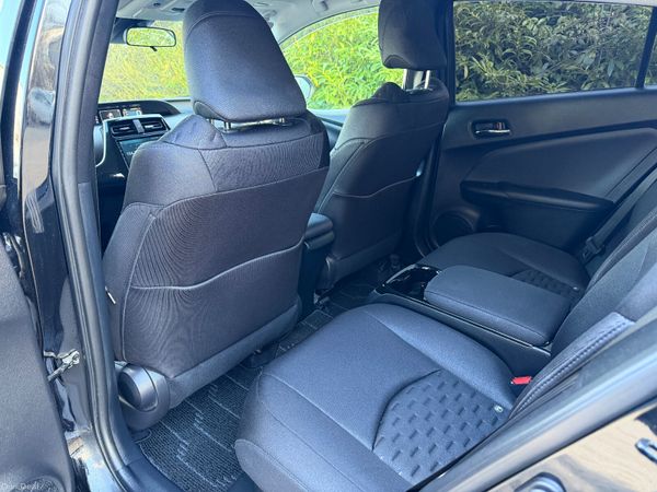 Toyota Prius PHEV Automatic 381754112
