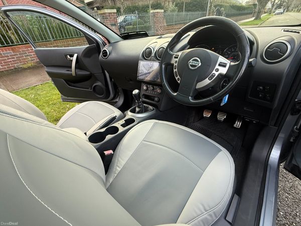 New: NCT. Leather seats Car Play 4K Reverse Camera 381763266