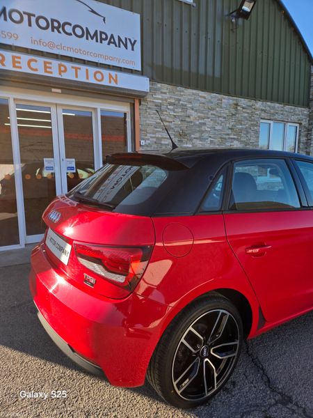 172 AUD1 A1 1.0TSI 381764584