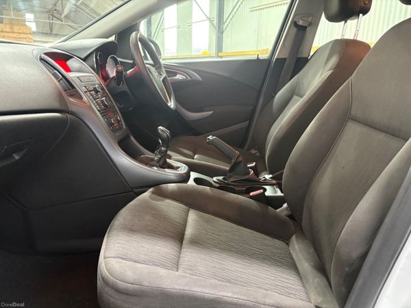 15 Opel Astra SC 1.7 CDTi Diesel 110 Bhp NCT 05/27 381768190