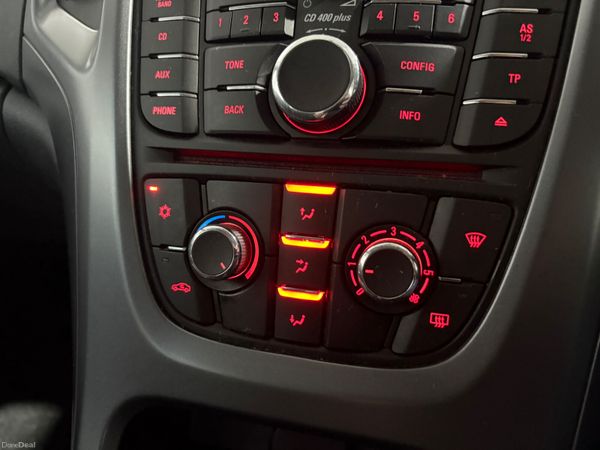 15 Opel Astra SC 1.7 CDTi Diesel 110 Bhp NCT 05/27 381768200