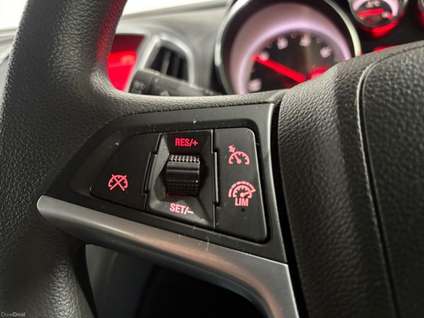 15 Opel Astra SC 1.7 CDTi Diesel 110 Bhp NCT 05/27 381768206