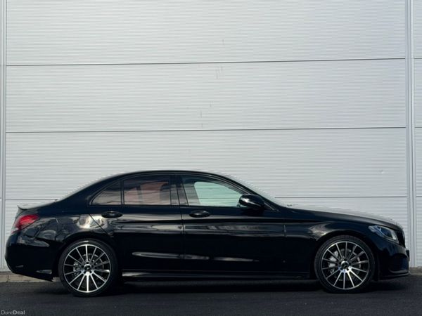 Mercedes-Benz C180d AMG Auto 381768232