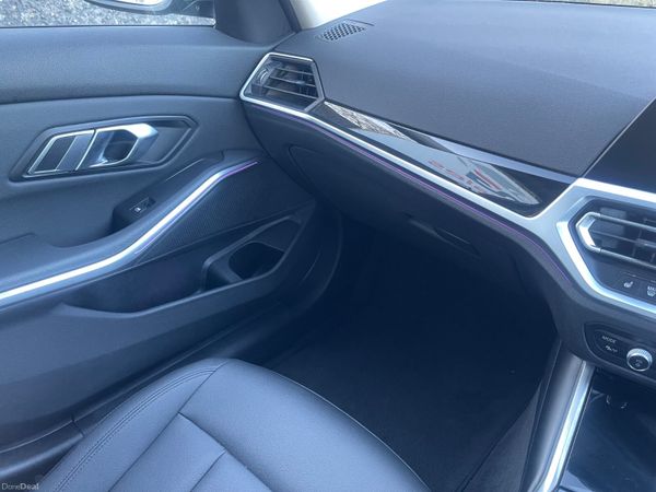 BMW 318D  FINANCE Available 381775226