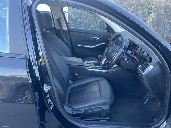 BMW 318D  FINANCE Available 381775230