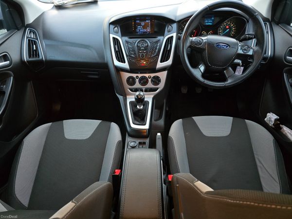 131 Ford Focus 1.6 TDCI ZETEC 381777618