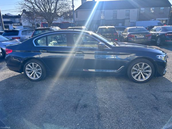 2017 BMW 520D SE AUTO CREAM LEATHER 381784200