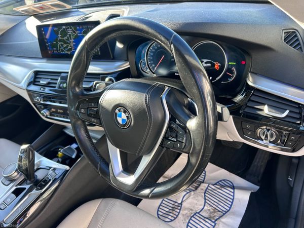 2017 BMW 520D SE AUTO CREAM LEATHER 381784202