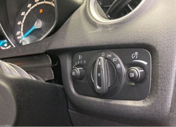 2014 Ford Fiesta 1.0 Petrol Automatic 381784484