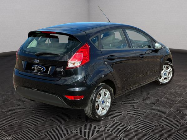 Ford Fiesta with only 88kms ! 381789646