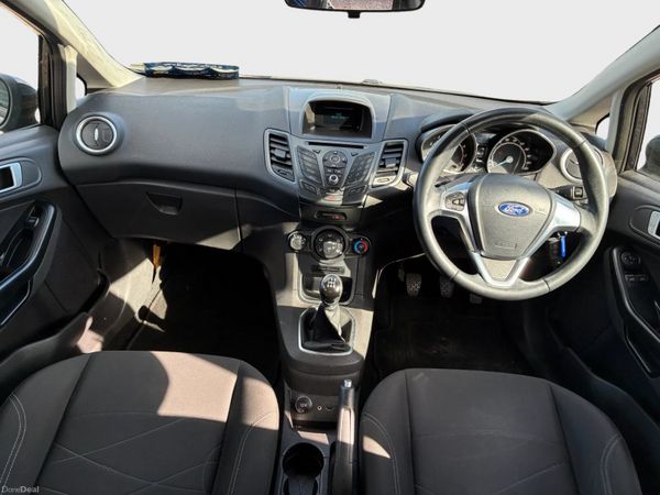 Ford Fiesta with only 88kms ! 381789648