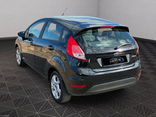 Ford Fiesta with only 88kms ! 381789650