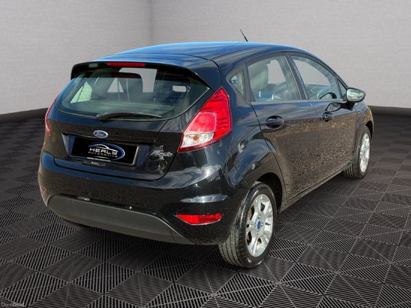 Ford Fiesta with only 88kms ! 381789658