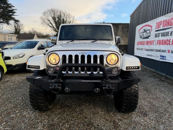 Jeep Wrangler 2014 381794374
