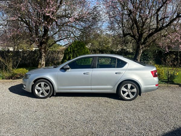 Skoda Octavia NCT 3/27 381701488