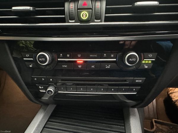 BMW X5 M Sport 381701640