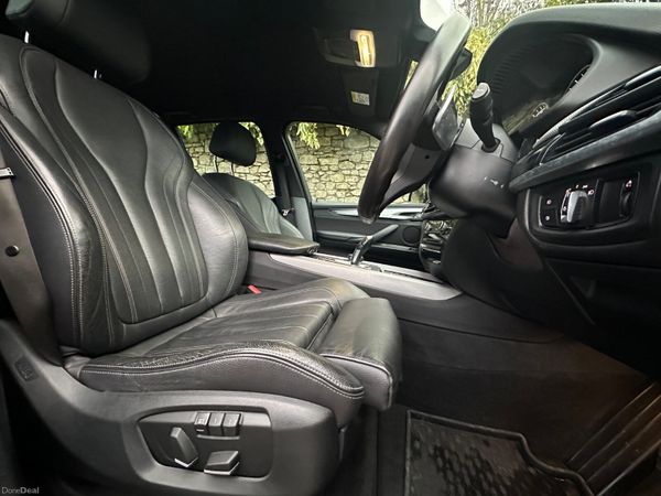 BMW X5 M Sport 381701642