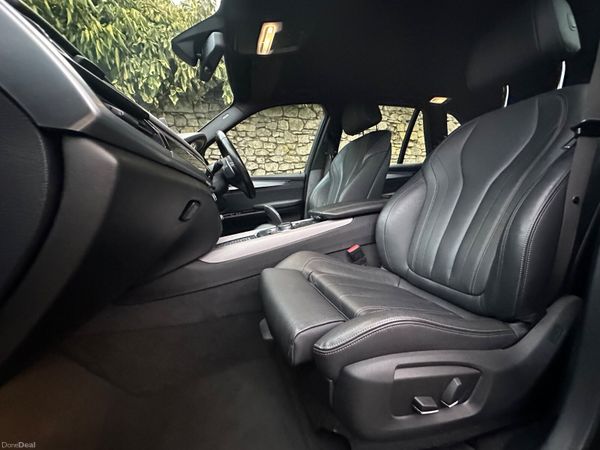 BMW X5 M Sport 381701650