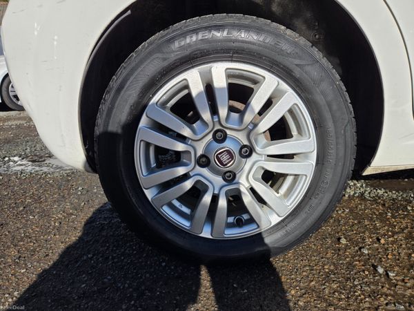 Stunning Low MLS Fiat Punto NCT Warranty 381705884