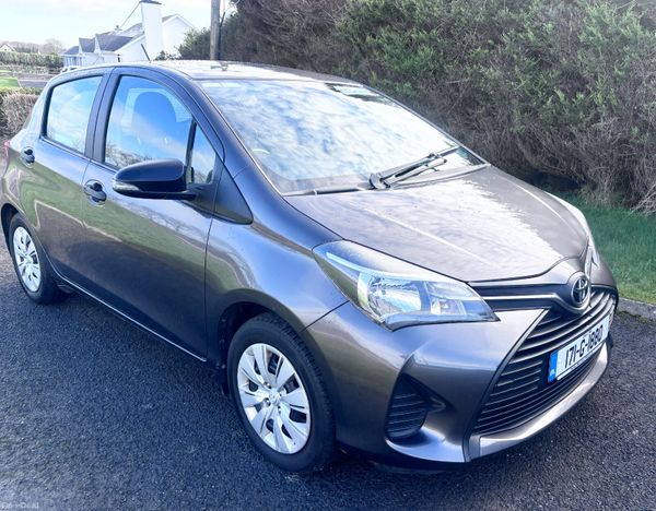 Toyota Yaris 2017 1.0 L petrol LOW KMS 381711768