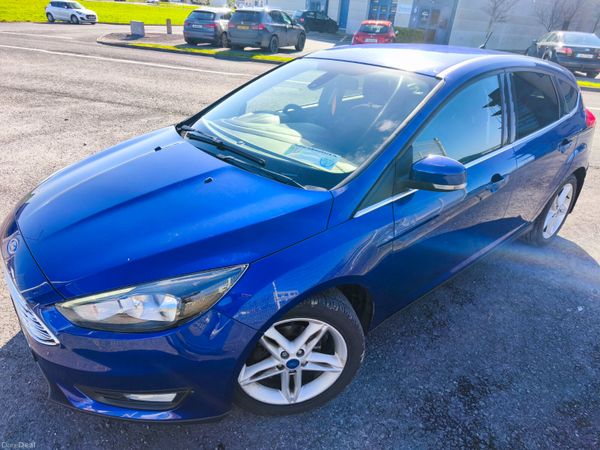 Ford Focus 1.0 Ecoboost Turbo 100PS Zetec 381716302