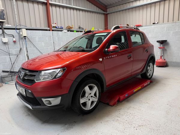 Dacia Sandero Stepway 2016    New Nct 381717650