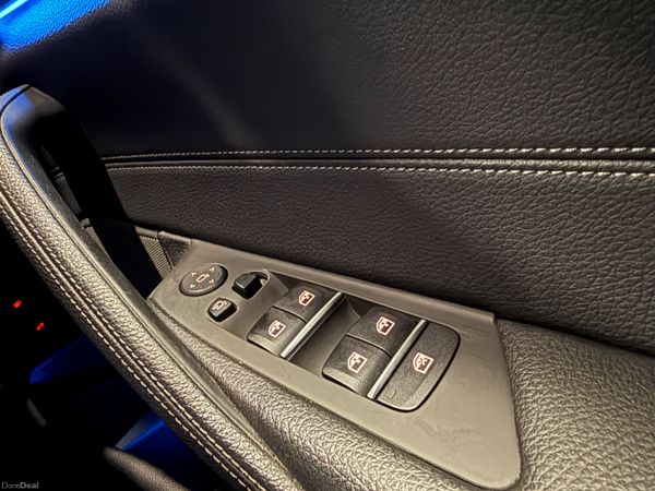 221 BMW 530E M-Sport Pro Touring 381722768