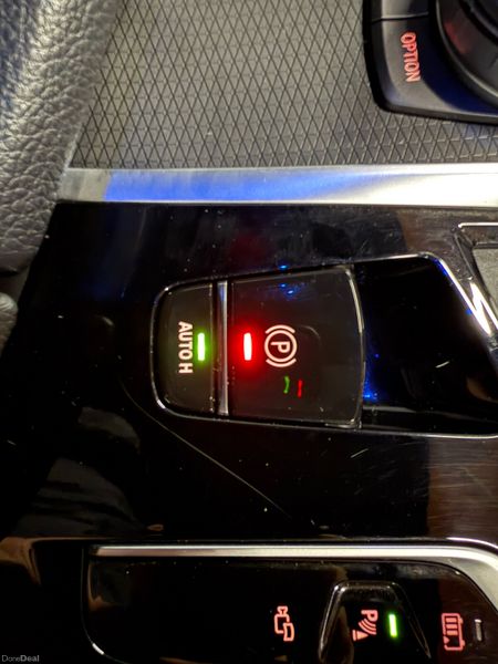 221 BMW 530E M-Sport Pro Touring 381722732