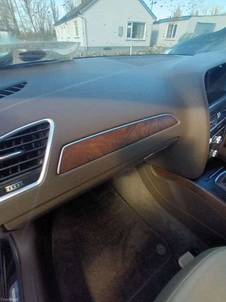 Audi A4 2014 381724208