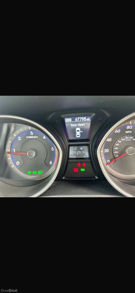 Hyundai i30 1.6 CRDI AUTO 381730620