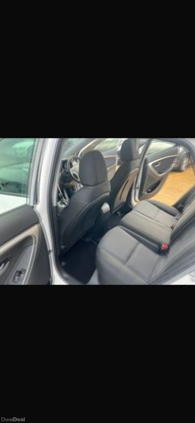 Hyundai i30 1.6 CRDI AUTO 381730626