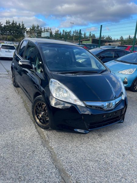 2013 Honda Fit Hybrid Automatic 381850914